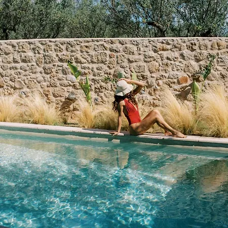 - Olive Villa Rínglia