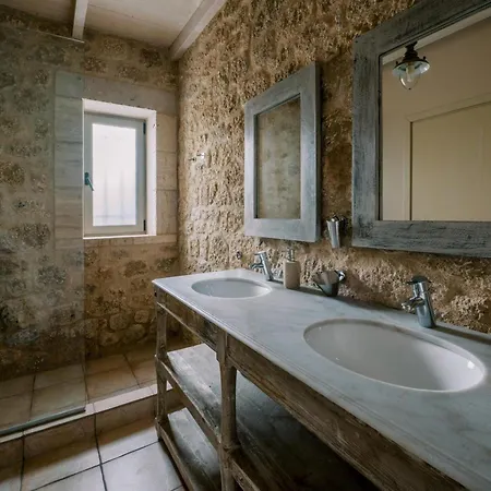 Villa - Olive *